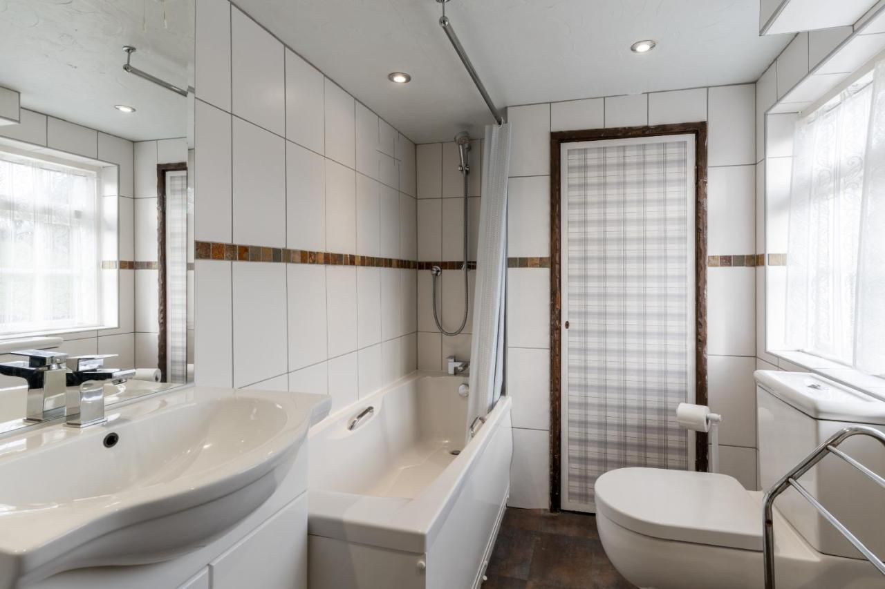 Finest Retreats - The Old Church House Inn Broadhempston Bagian luar foto