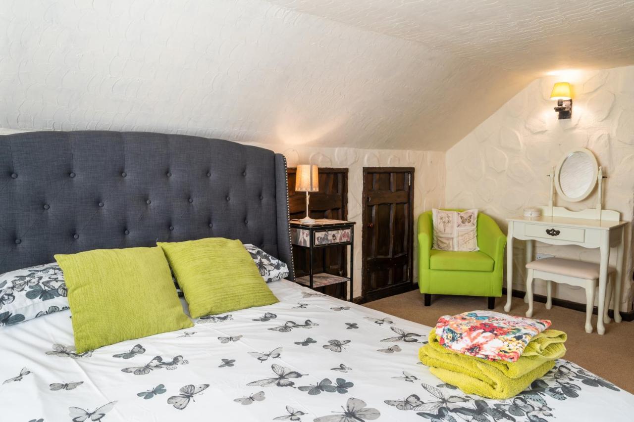 Finest Retreats - The Old Church House Inn Broadhempston Bagian luar foto