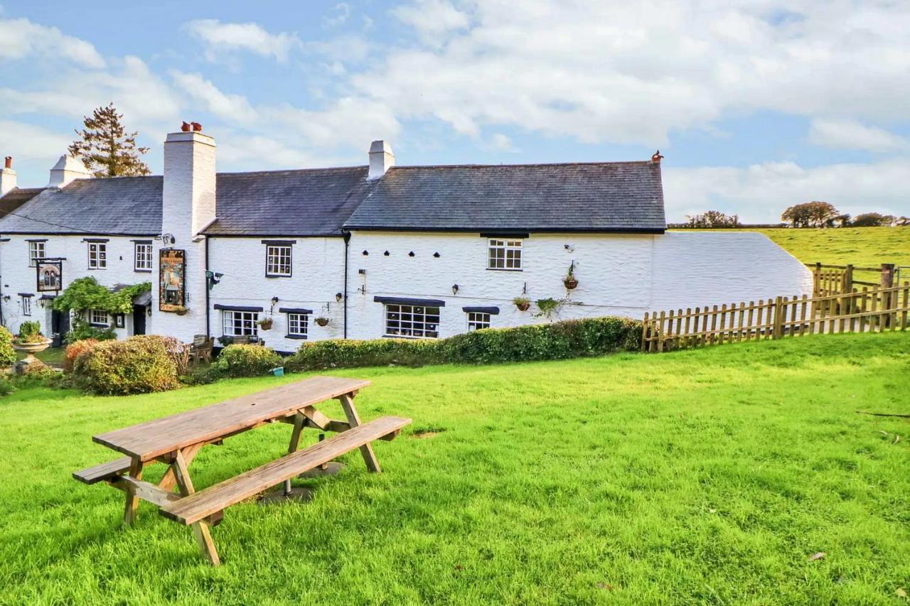 Finest Retreats - The Old Church House Inn Broadhempston Bagian luar foto