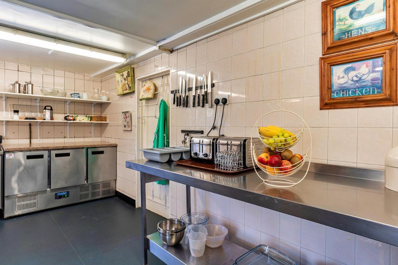 Finest Retreats - The Old Church House Inn Broadhempston Bagian luar foto