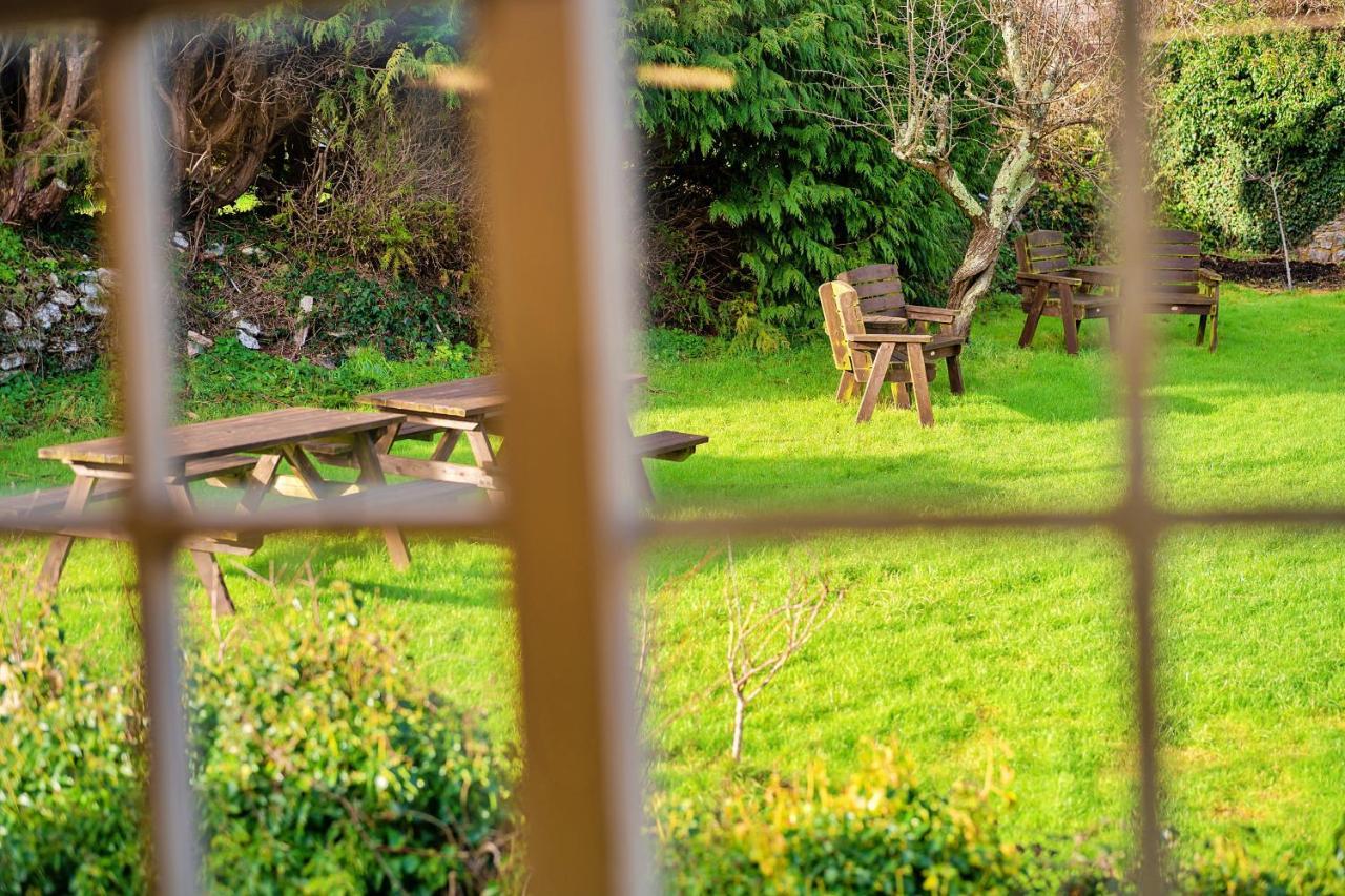 Finest Retreats - The Old Church House Inn Broadhempston Bagian luar foto